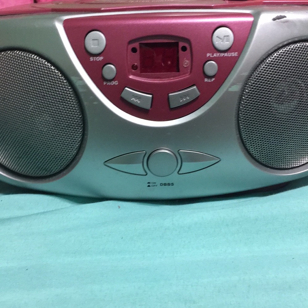 Sylvania Radio